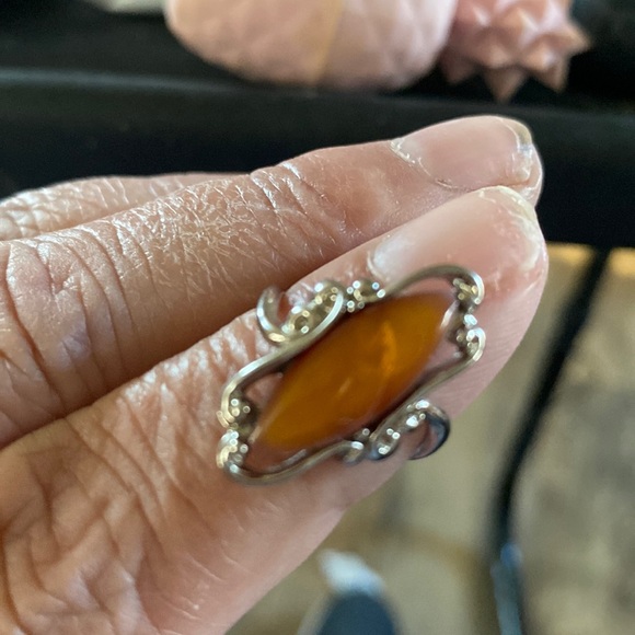 Vintage amber ring size 6 - Picture 3 of 5
